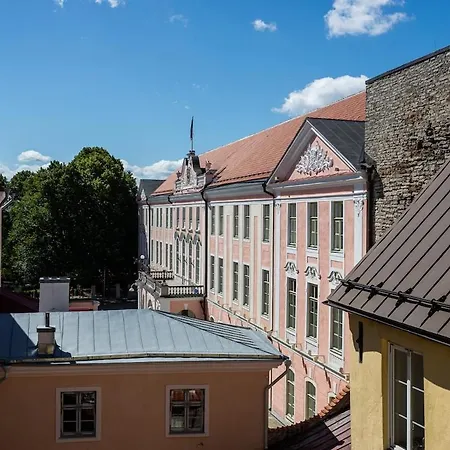 Toompea Castle 2-storey Unique * タリン